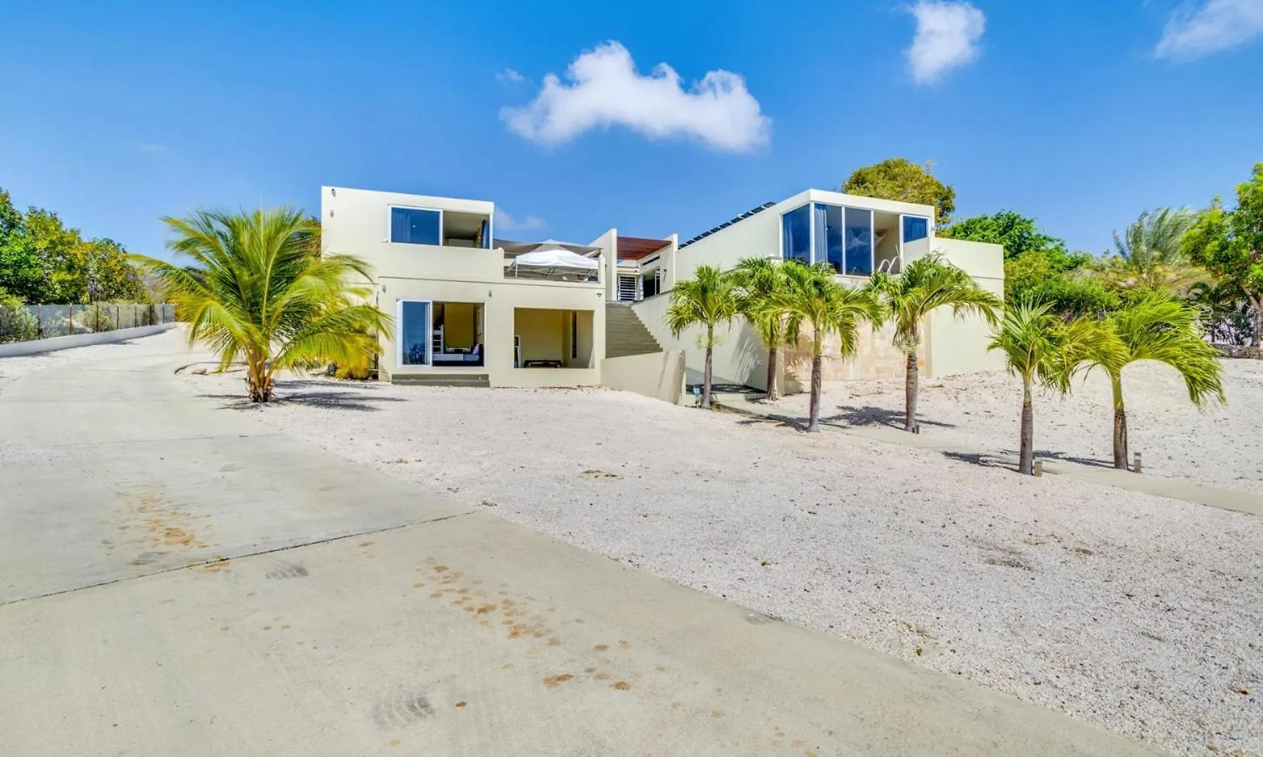 Villa Rowsu With Private Pool And Sea View contacts